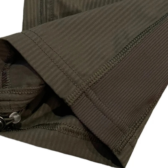 Lululemon Dance Studio Street City Mid-Rise Crop 25” Size 4 Dark Olive Yoga - Picture 7 of 7